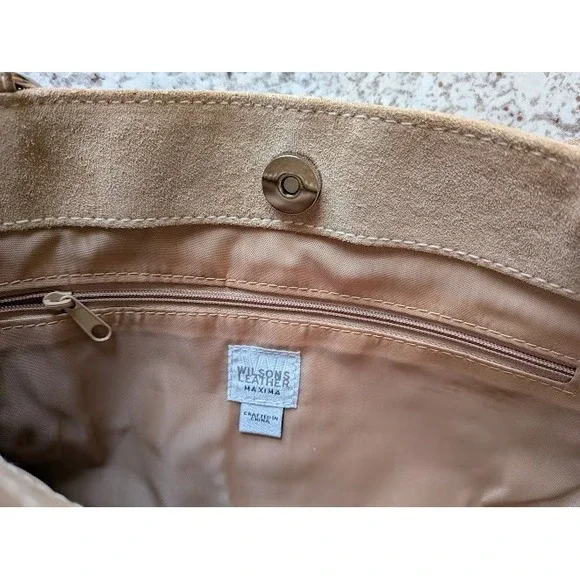 Wilsons Leather Maxima Tan Suede Soft Leather Purse Shoulder Bag Timeless Staple - Picture 7 of 9